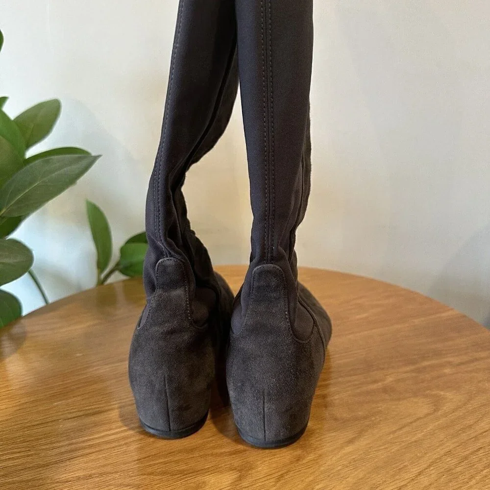 Stuart Weitzman Charcoal Gray‎ suede knee high stretch boots Size 6.5/7